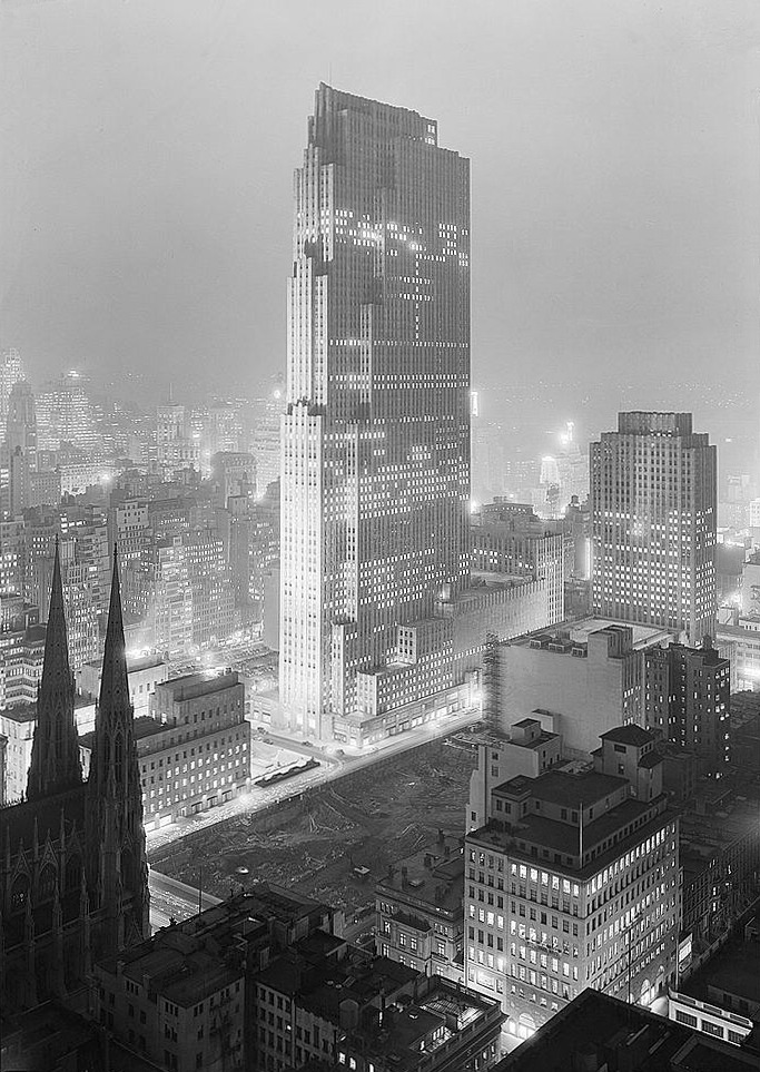 firsttimeuser:  1933, Rockefeller Center, RCA Building by Samuel Gottscho 