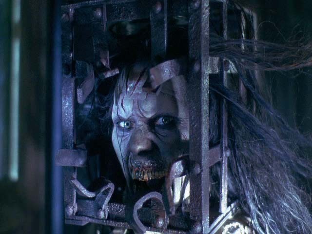 horrormoviefreak: Thir13en Ghosts, 2001. 