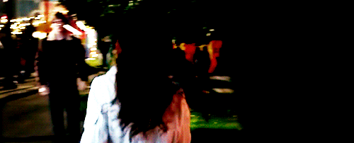 ihavealwayslovedu:  Com elas : Aprendemos a abraças sem malícia , discutir sentimentos, a fazer as boas escolhas do nosso coração. É de extrema importância para a essência de um homem. Compreendemos a necessidade de apreendemos sobre as mulheres