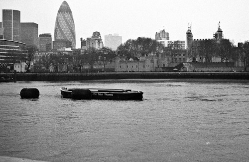 Old Father Thames keeps rolling along…..MP | Nokton 40/1.4 | Plus-X @ 400 asa | Rodinal