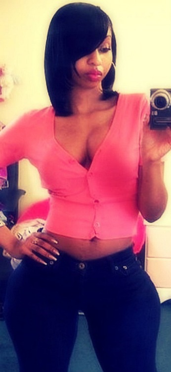 differentstance:  vonsochyl:  S M F H.   omggggg her hipssssssssssss lorddd 