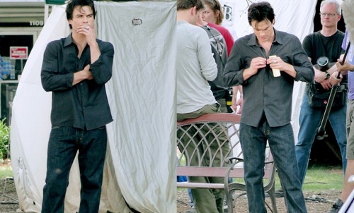 Ian : &ldquo;I&rsquo;m sure I forgot something but what ? &hellip; Oh yeah to button up my shirt !&r