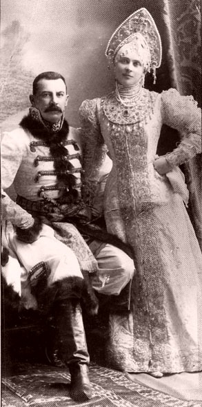 theforgottenfiles:Zinaida and Felix Yusupov at a ball of 1903, in “traditional Russian costume”.