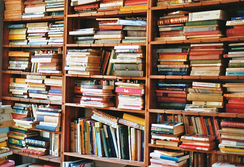 bookmania:  (by mädchen.)