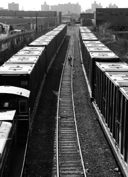 brooklyntheory:  Train Tracks, Bushwick 