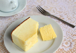 kitchenelves:  Japanese Cheesecake 