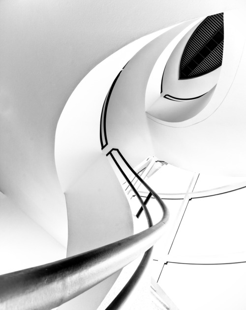 shiu:  the winding staircase | Flickr - Photo Sharing! 