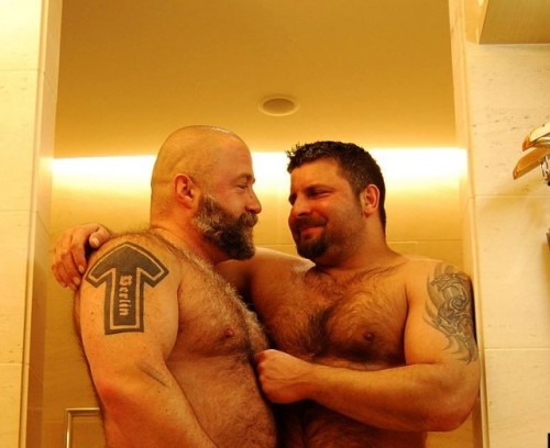 guysthatgetmehard:  smiling bears adult photos