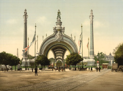 Grand entrance, Exposition Universelle, Paris