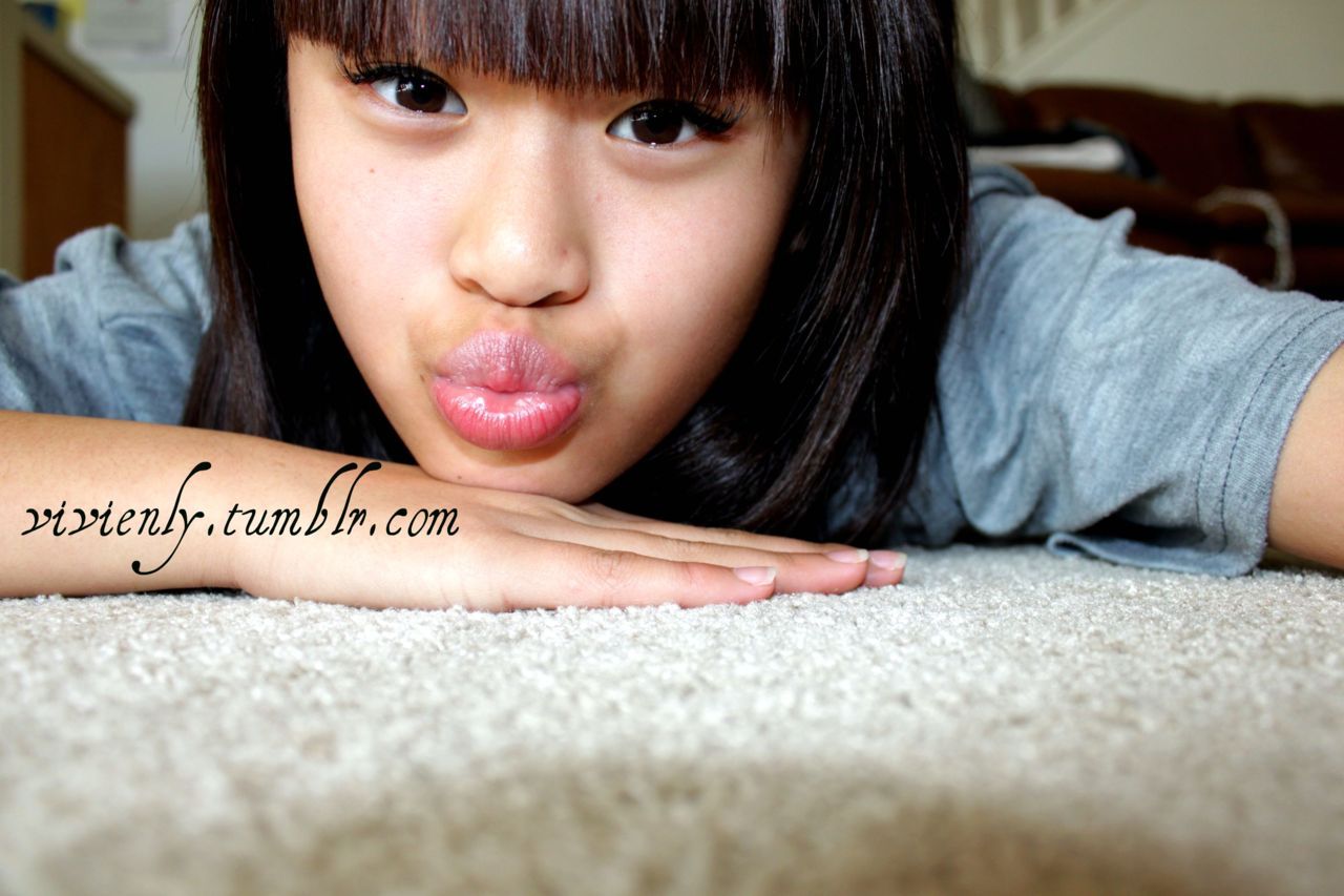 fuckyeahvietnamesecuties:  http://vivienly.tumblr.com 