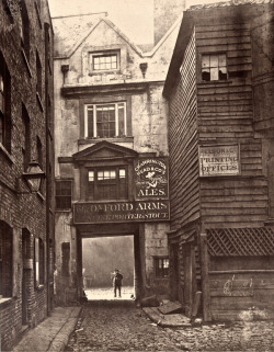 turningpagesover:  Spitalfields Life - The Ghosts of Old London 