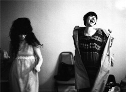 sunspot:  Zooey Deschanel and Karen O. 