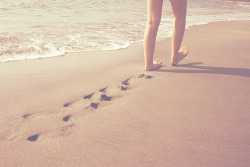 eversincere:  i’ll follow your footprints in the sand. ♥ 