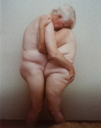 borntolose-:  I hope everyone sees the beauty in this photo.  I hope to be like this