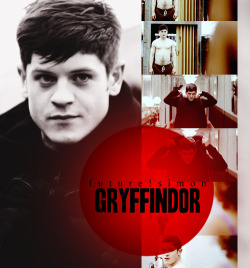 essenceofinsanity-deactivated20:  fandom sorting ϟ future!simon ϟ asked by lots of people  I feel like the only Harry Potter-related fic I&rsquo;ll ever read is a fic in which Simon gets sorted into Gryffindor and he doesn&rsquo;t quite understand