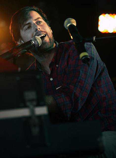 nailingshardsofhope:  caldecotttunnel:  JACKS-MANNEQUIN-13 by Nick Stevens on Flickr.