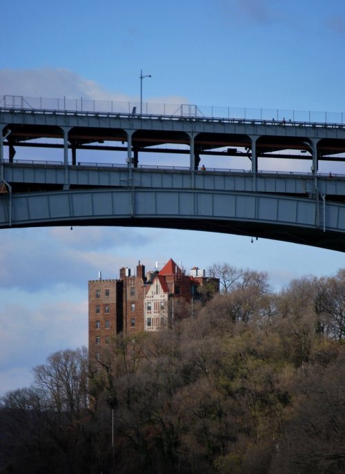 wagesoffear:  Henry Hudson Bridge