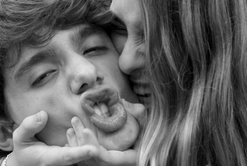  takemeewithyou: Tenho que parar com isso de querer você aqui cada minuto do meu dia. 