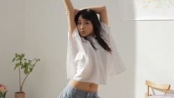 coolsurf:  (via 【2ch】ニュー速クオリティ:【画像】石原さとみが最近妙に色っぽい理由) 