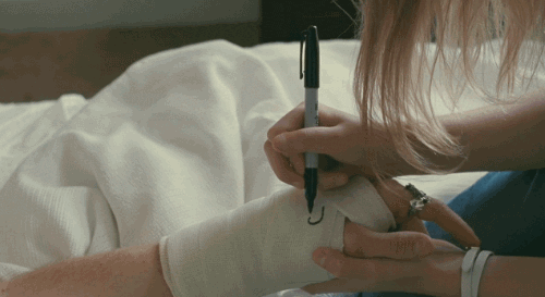 youremycause:  Como eu posso demonstrar amor por uma pessoa que dia após dia, vive me rejeitando? 