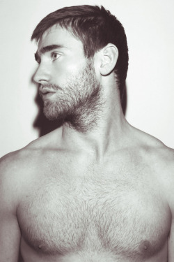 insideonly:  Love the scruff, but why trim