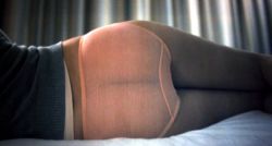 suavespuma:  scarlett johansson’s ass @ lost in translation.