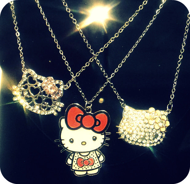 fuckyeahasianpride:  Necklace  @AdorableBipolar te gusta?