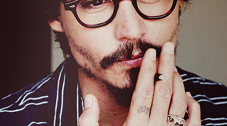 gabrielcezar:  Sabe qual é o segredo? Não depender de ninguém.                    Johnny Depp 