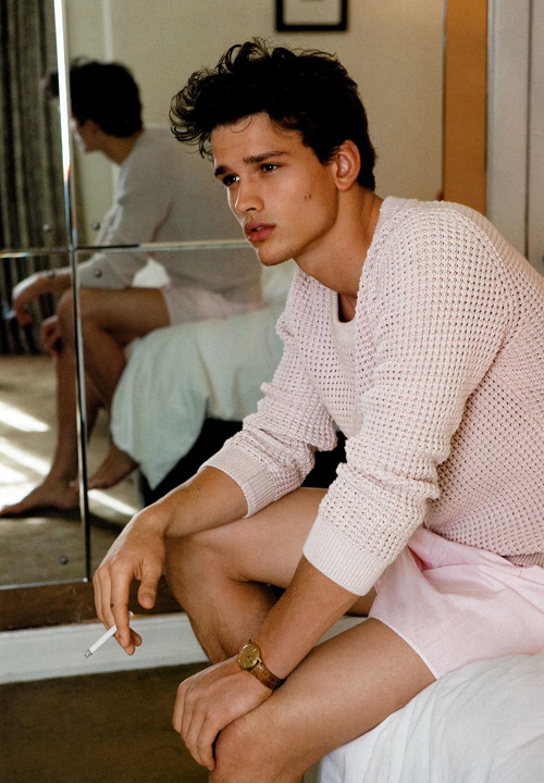 pilipi:  simon nessman | vogue hommes international