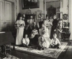 thefirstwaltz:  The Danish Royal Family, September 1896.  