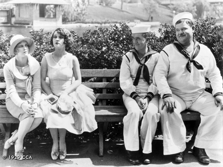 Stan Laurel and Oliver Hardy in Men o'war [1929]