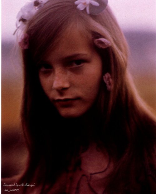 scarlettshaney:  David Hamilton, The Age of Innocence. 