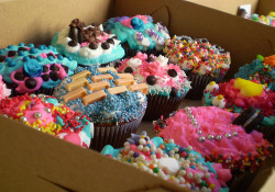 beelyqueen:  Too pretty to eat 