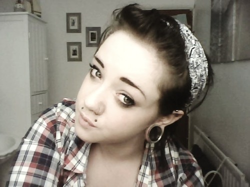 fuckyeahstretchedears:  28mm both lobes (goal size) http://justathoughtbrydie.tumblr.com 