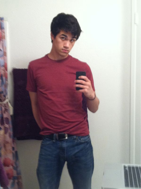 thebigbadwolfe:  TRIANGLE BROWS 