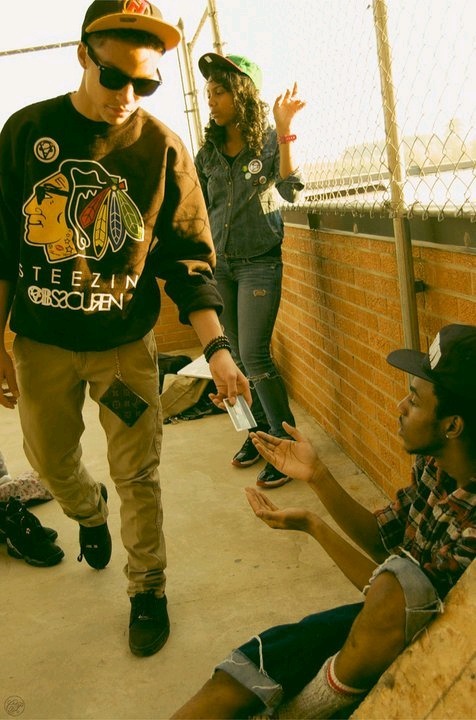 dtmofokers:  OMG I WANT HIS CREWNECKKKKK &lt;3.