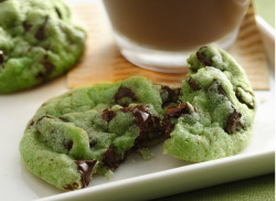 fuckyeahawesomefood:  Mint Chocolate Chip Cookies 