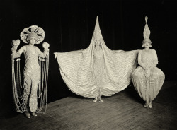 The Show Folies Bergère, London photo by William Davis, 1926