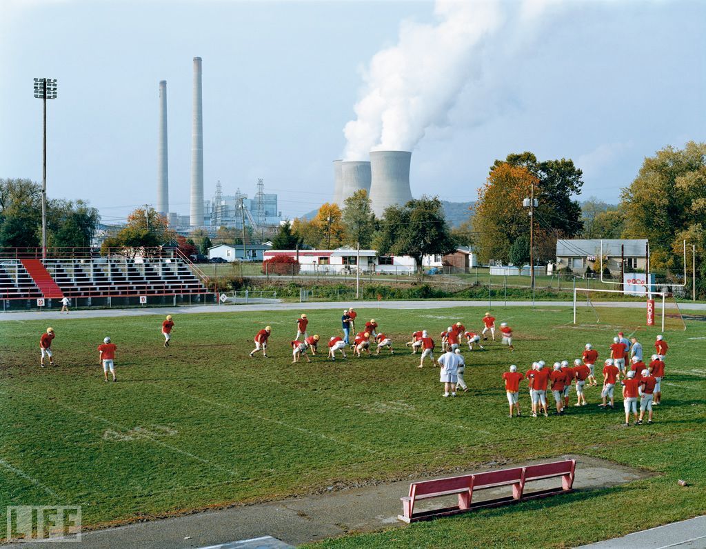 life:  American Power Between 2003 and 2008, photographer Mitch Epstein traveled