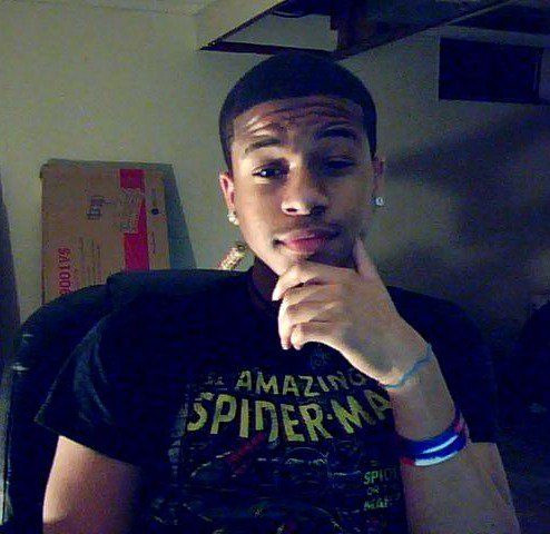 moneyymattnude:  cutie pie! 