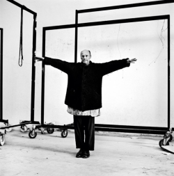 mianoti:  Anton Corbijn * (who is a demigod) took this — Mr. Anselm Kiefer (w), (another demigod), in 2008. Found it via  