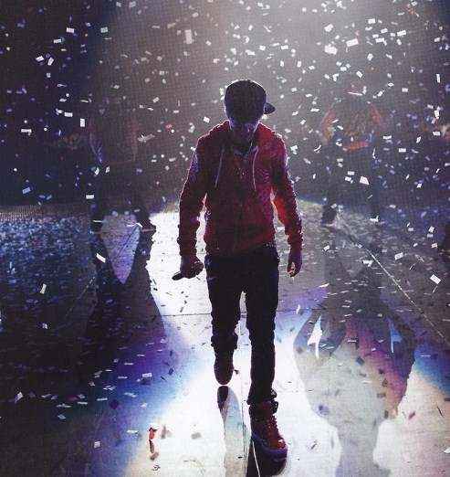 ilostyourbrain:  Você tem um sonho? Não deixe que os outros derrubem você, lute por aquilo que você acredita.  Justin Bieber 