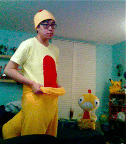 starpowerrr:  deliveryboyman:  pokemonwithdio:  Scraggy cosplay finished! :D  Scrafty is done too!  Anime Boston in 4 days~   Oh, Dilong!  You’ve got Moxie! ;)  OMG Dilong I love you!  AH I LOVE IT