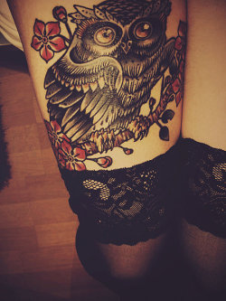 fuckyeahtattoos:  Owl tattooRed, Hot &amp; Blue - Edinburgh 