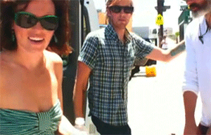 Kelly is the luckiest woman in the world.