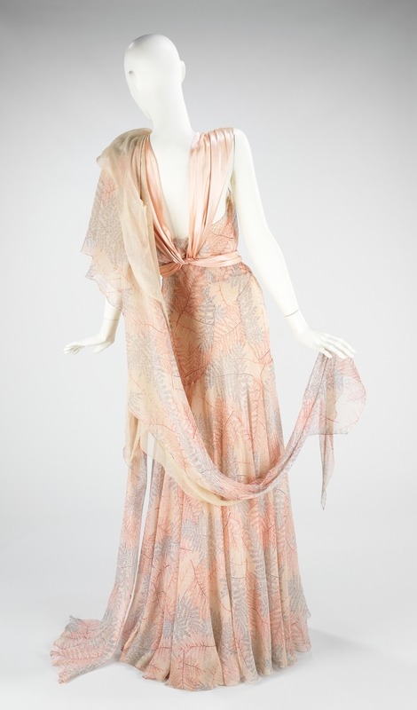 omgthatdress:  Madeleine Vionnet dress ca. 1936 via The Costume Institute of the