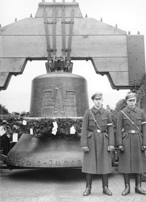 The 1936 Olympic Bell