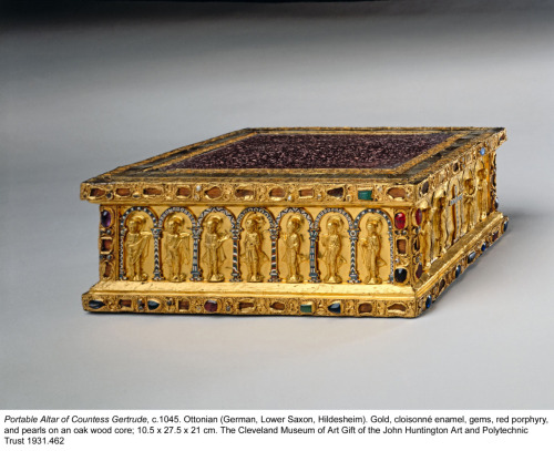 Portable Altar of Countess Gertrude, c. 1045; Ottonian (German, Lower Saxon, Hildesheim gold, cloiso