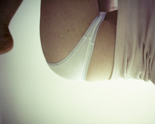 jasminmeyer:  paradise. self 2011 stevie wonder. paradise white label http://youtu.be/N1Myh_3Va_s 
