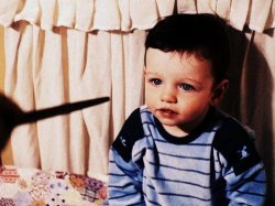 theroomofhiddenthings:  insertcooltumblrurlhere:            HE’S WEARING A BLUES CLUES SHIRT  OMFG STOP EVERYTHING  OMFG HE IS!!!  OMFG DOES BLUE CLUES EVEN EXIST IN THE WIZARDING WORLD?!  GUYS. HARRY POTTER WAS BORN IN 1980. BLUE’S CLUES DIDN’T